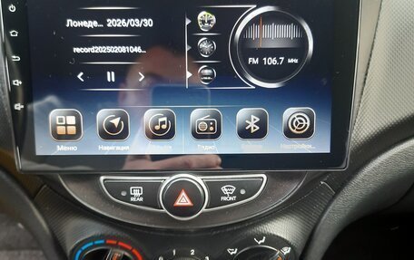 Hyundai Solaris II рестайлинг, 2014 год, 755 000 рублей, 19 фотография