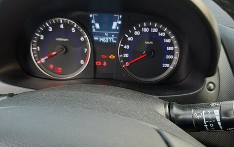 Hyundai Solaris II рестайлинг, 2014 год, 755 000 рублей, 20 фотография