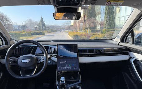 Geely Atlas, 2024 год, 3 195 000 рублей, 25 фотография