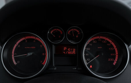 Peugeot 308 II, 2011 год, 595 000 рублей, 11 фотография