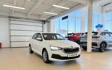 Skoda Rapid II, 2021 год, 999 000 рублей, 8 фотография