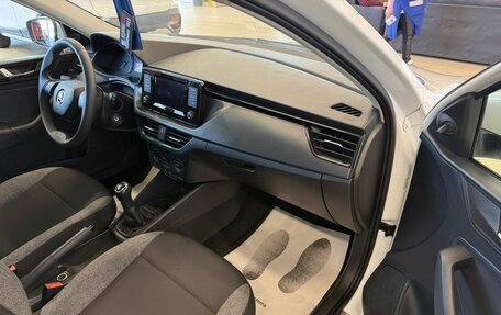 Skoda Rapid II, 2021 год, 999 000 рублей, 12 фотография