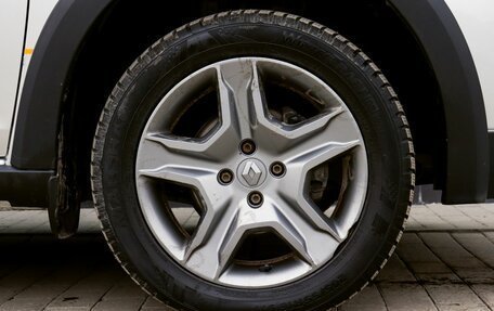 Renault Logan II, 2019 год, 1 099 000 рублей, 19 фотография