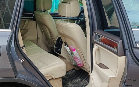 Volkswagen Touareg III, 2010 год, 2 150 000 рублей, 3 фотография