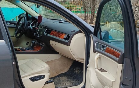 Volkswagen Touareg III, 2010 год, 2 150 000 рублей, 6 фотография