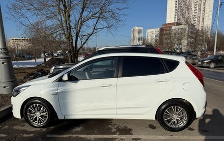 Hyundai Solaris II рестайлинг, 2015 год, 1 180 000 рублей, 3 фотография