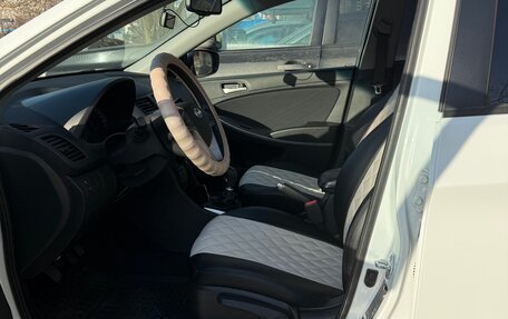 Hyundai Solaris II рестайлинг, 2015 год, 1 180 000 рублей, 13 фотография