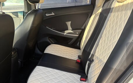 Hyundai Solaris II рестайлинг, 2015 год, 1 180 000 рублей, 15 фотография