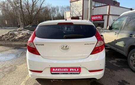 Hyundai Solaris II рестайлинг, 2015 год, 1 180 000 рублей, 2 фотография