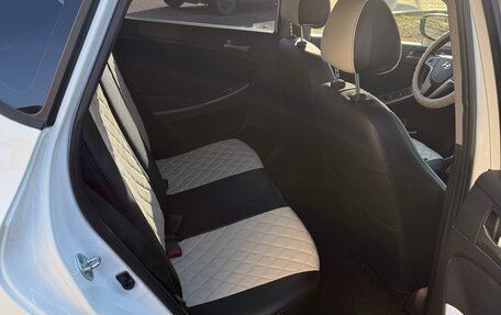 Hyundai Solaris II рестайлинг, 2015 год, 1 180 000 рублей, 19 фотография