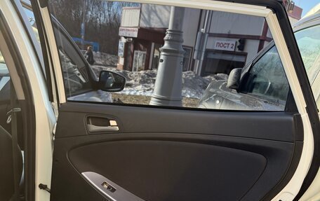 Hyundai Solaris II рестайлинг, 2015 год, 1 180 000 рублей, 20 фотография