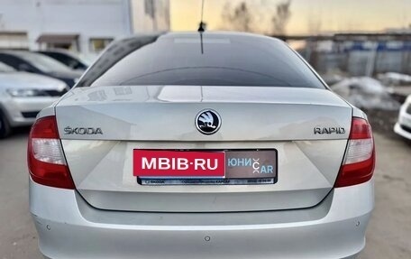 Skoda Rapid I, 2015 год, 985 000 рублей, 5 фотография