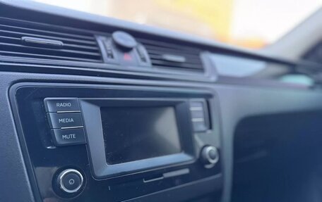 Skoda Rapid I, 2015 год, 985 000 рублей, 19 фотография