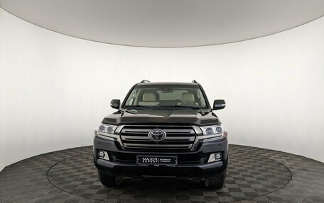 Toyota Land Cruiser 200, 2015 год, 5 730 250 рублей, 2 фотография