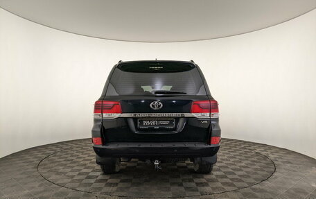 Toyota Land Cruiser 200, 2015 год, 5 730 250 рублей, 6 фотография