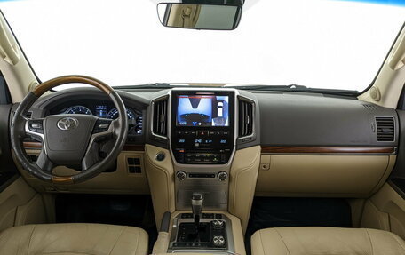 Toyota Land Cruiser 200, 2015 год, 5 730 250 рублей, 14 фотография