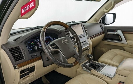 Toyota Land Cruiser 200, 2015 год, 5 730 250 рублей, 16 фотография