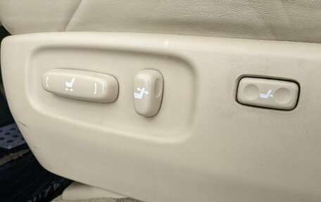 Toyota Land Cruiser 200, 2015 год, 5 730 250 рублей, 20 фотография