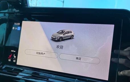 Volkswagen Golf VIII, 2022 год, 2 000 000 рублей, 20 фотография