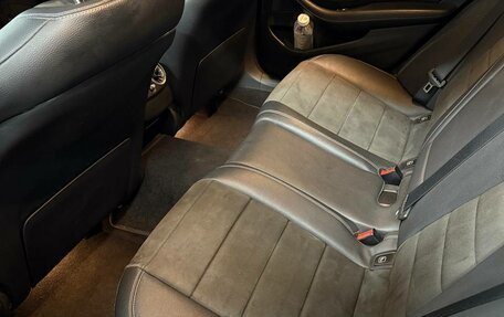 Mercedes-Benz E-Класс, 2020 год, 3 500 000 рублей, 5 фотография