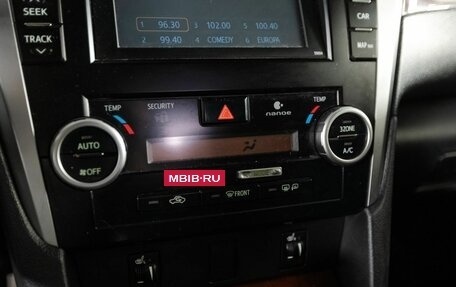 Toyota Camry, 2012 год, 1 750 000 рублей, 12 фотография