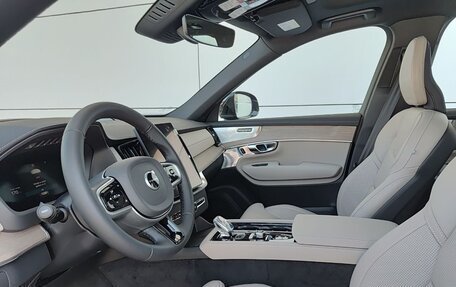 Volvo XC90 II рестайлинг, 2025 год, 11 250 000 рублей, 13 фотография