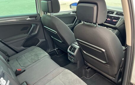 Volkswagen Tiguan II, 2018 год, 3 030 000 рублей, 9 фотография