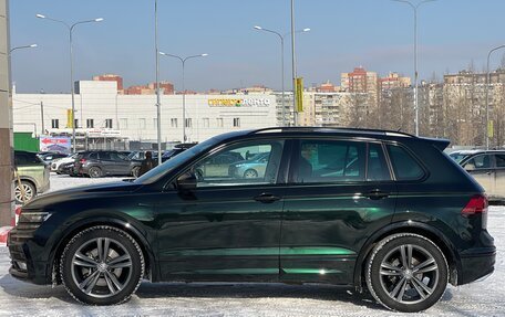 Volkswagen Tiguan II, 2018 год, 3 030 000 рублей, 4 фотография