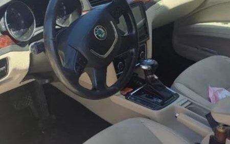 Skoda Superb III рестайлинг, 2012 год, 1 100 000 рублей, 7 фотография