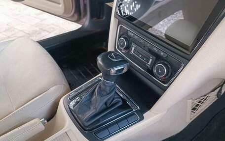 Skoda Superb III рестайлинг, 2012 год, 1 100 000 рублей, 3 фотография