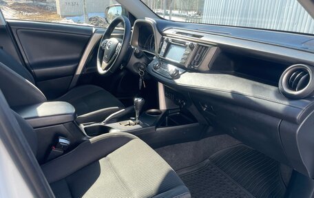 Toyota RAV4, 2014 год, 1 670 000 рублей, 6 фотография