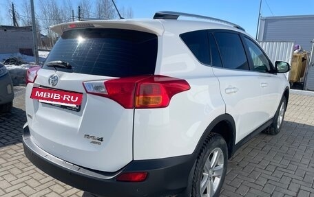 Toyota RAV4, 2014 год, 1 670 000 рублей, 4 фотография