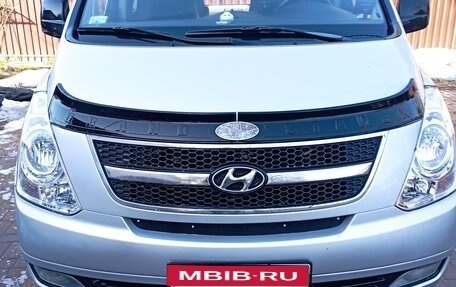 Hyundai Grand Starex Grand Starex I рестайлинг 2, 2009 год, 800 000 рублей, 1 фотография