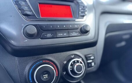 KIA Rio III рестайлинг, 2013 год, 680 000 рублей, 16 фотография