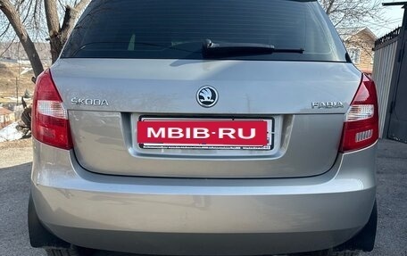 Skoda Fabia II, 2013 год, 870 000 рублей, 2 фотография