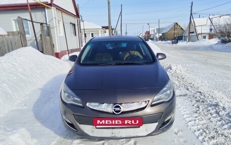 Opel Astra J, 2013 год, 500 000 рублей, 3 фотография