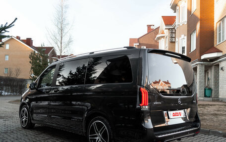 Mercedes-Benz V-Класс, 2024 год, 9 950 000 рублей, 15 фотография