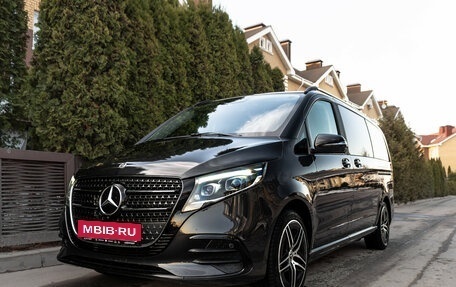 Mercedes-Benz V-Класс, 2024 год, 9 950 000 рублей, 14 фотография