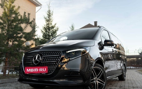 Mercedes-Benz V-Класс, 2024 год, 9 950 000 рублей, 8 фотография