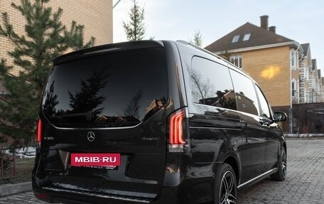 Mercedes-Benz V-Класс, 2024 год, 9 950 000 рублей, 6 фотография