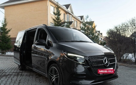 Mercedes-Benz V-Класс, 2024 год, 9 950 000 рублей, 13 фотография