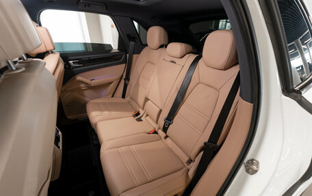 Porsche Cayenne III, 2021 год, 9 800 000 рублей, 14 фотография