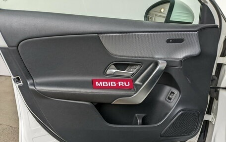 Mercedes-Benz A-Класс, 2020 год, 2 850 000 рублей, 8 фотография