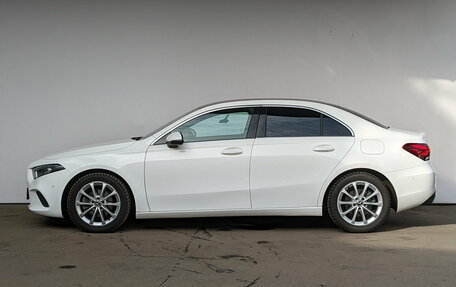 Mercedes-Benz A-Класс, 2020 год, 2 850 000 рублей, 18 фотография