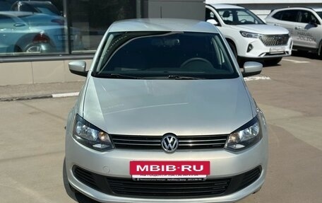 Volkswagen Polo VI (EU Market), 2014 год, 879 000 рублей, 2 фотография