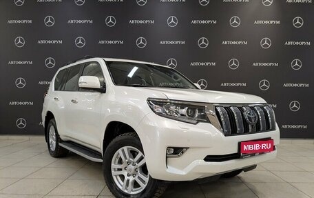Toyota Land Cruiser Prado 150 рестайлинг 2, 2020 год, 6 350 000 рублей, 3 фотография