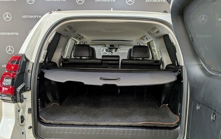 Toyota Land Cruiser Prado 150 рестайлинг 2, 2020 год, 6 350 000 рублей, 10 фотография