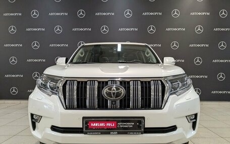 Toyota Land Cruiser Prado 150 рестайлинг 2, 2020 год, 6 350 000 рублей, 2 фотография