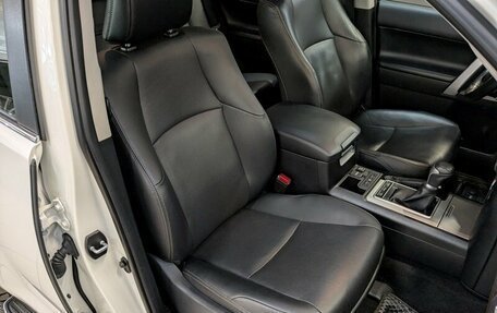 Toyota Land Cruiser Prado 150 рестайлинг 2, 2020 год, 6 350 000 рублей, 23 фотография