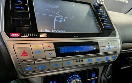 Toyota Land Cruiser Prado 150 рестайлинг 2, 2020 год, 6 350 000 рублей, 20 фотография
